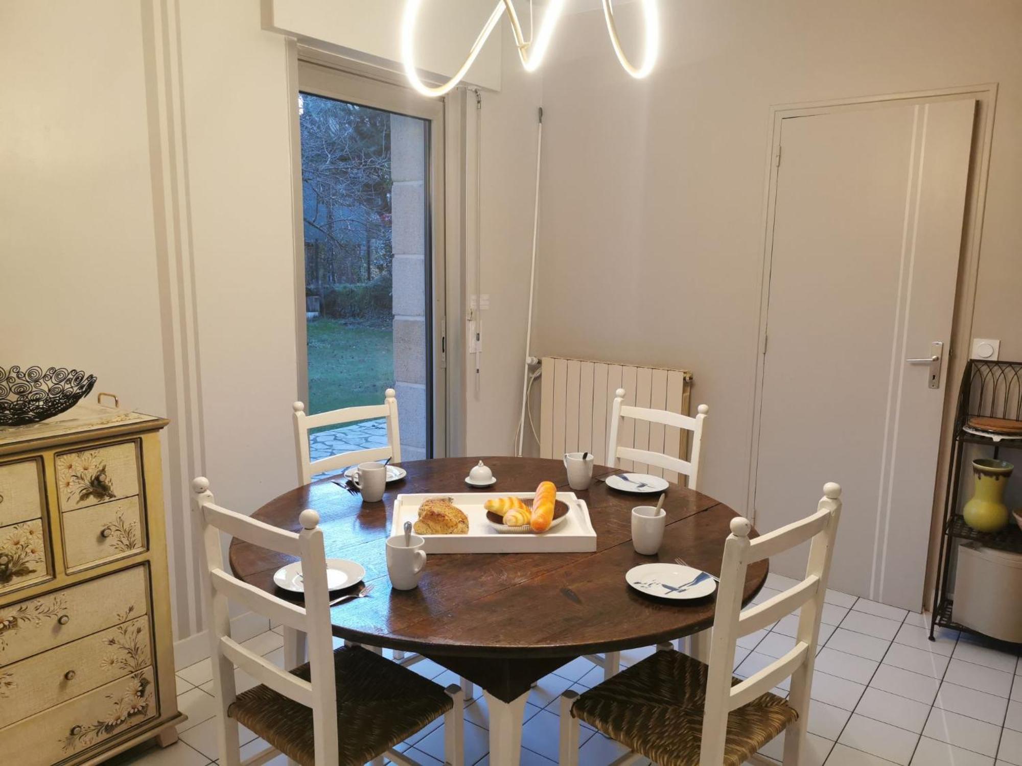 Holiday Home Les Rimains By Interhome 康卡勒 外观 照片